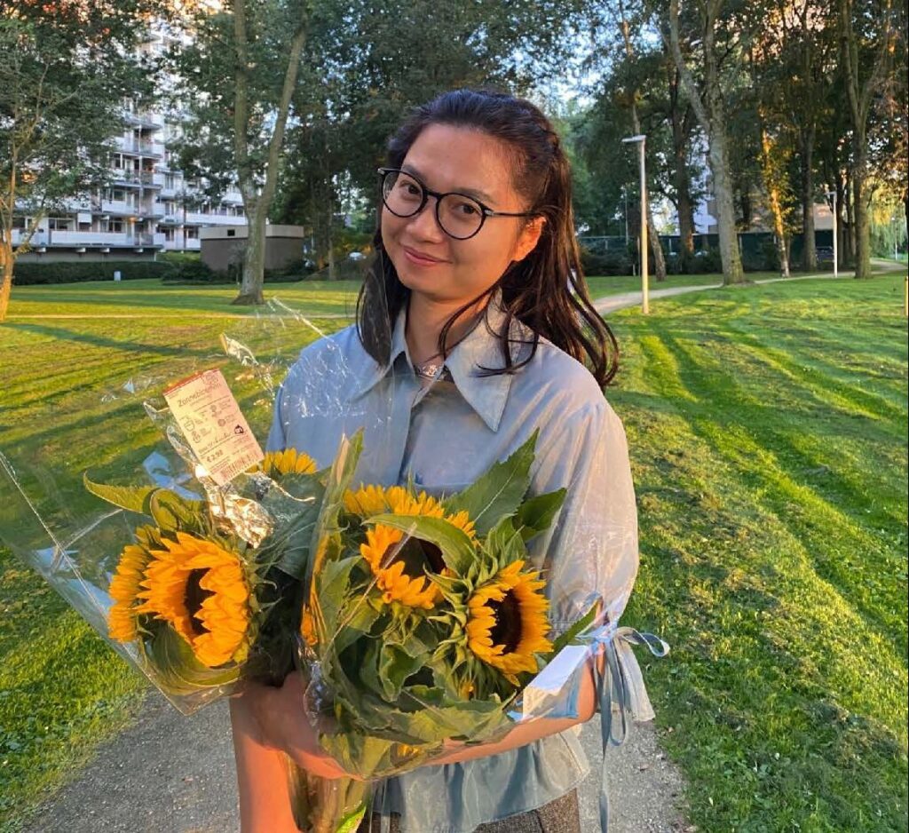 Ngoc Do with a bouquet